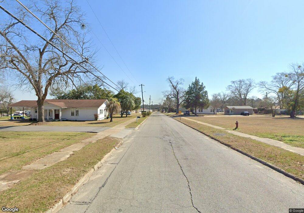 305 E Parsonage St, Mc Rae, GA 31055 - photo 1