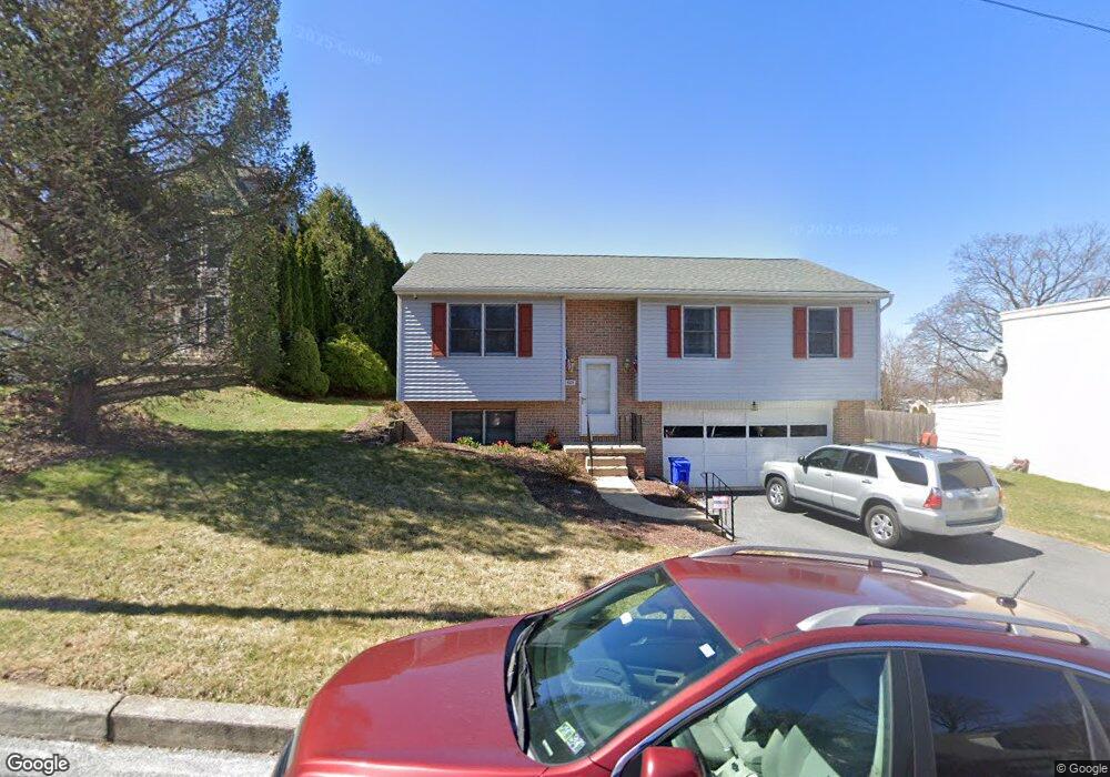 632 S 18 1/2 St, Reading, PA 19606 - photo 1