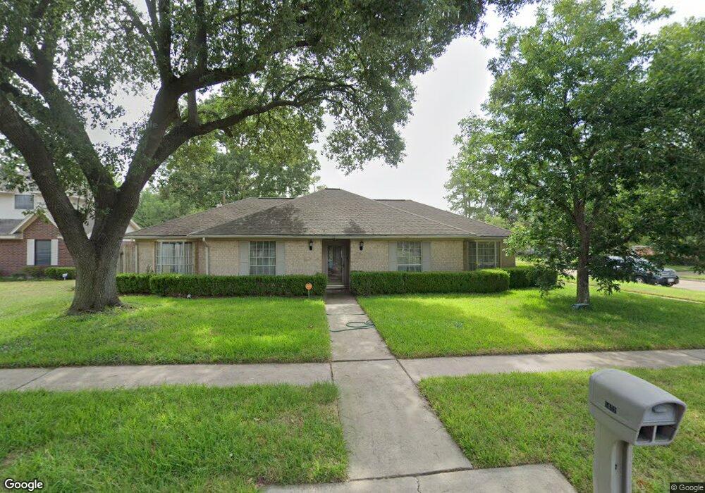 5402 Dunsmere St, Houston, TX 77091 - photo 1