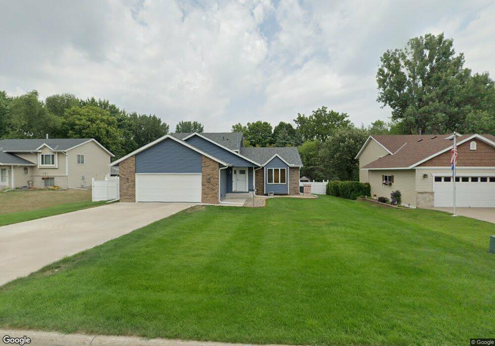 257 Pleasant Ridge Dr, Sauk Rapids, MN 56379 - photo 1