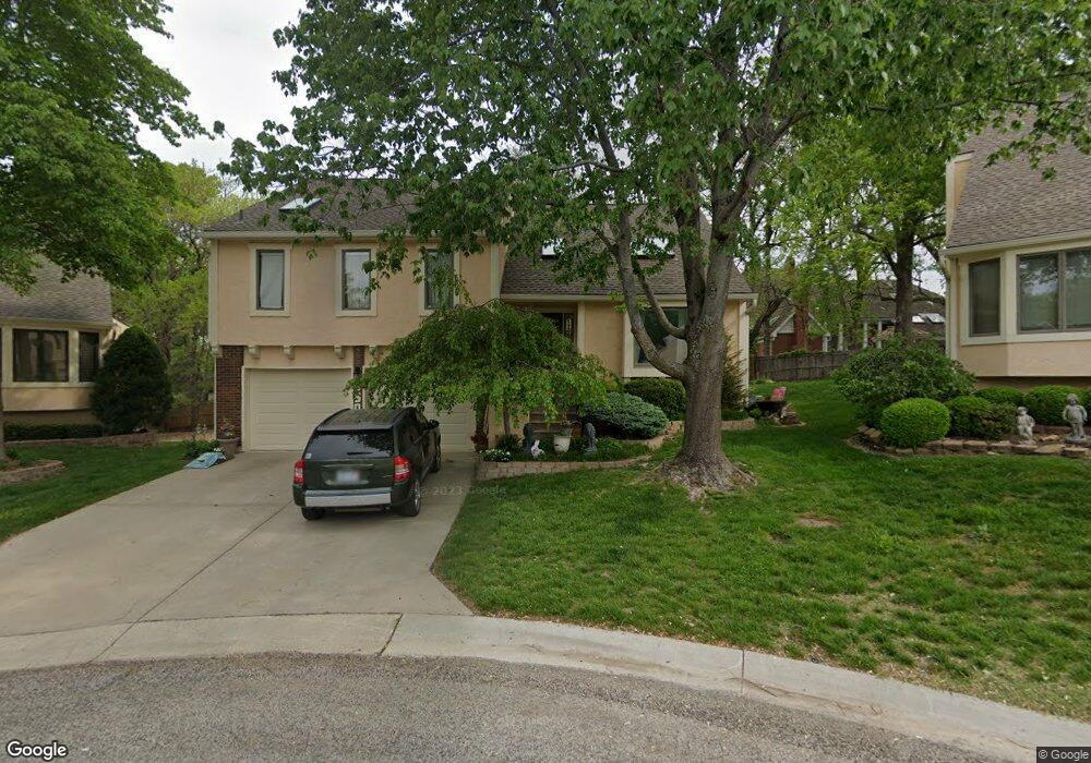 8503 Westgate St, Lenexa, KS 66215 - photo 1