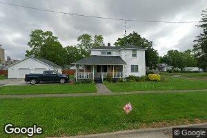 220 E 1st St, Assumption, IL 62510