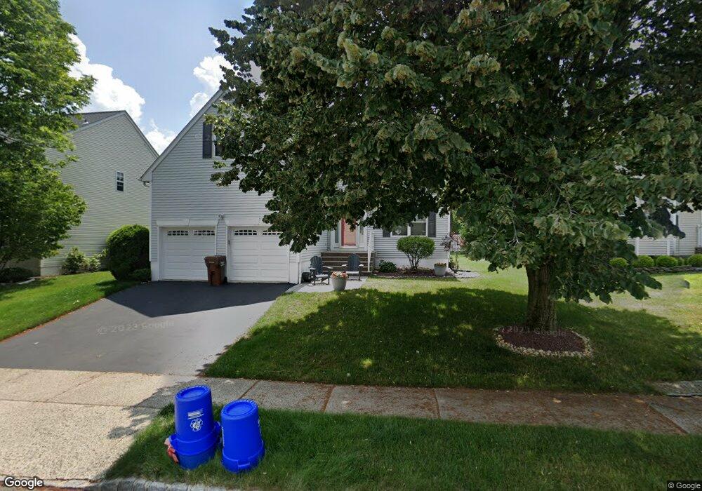 39 Heinrick Way, Bridgewater, NJ 08807 - photo 1