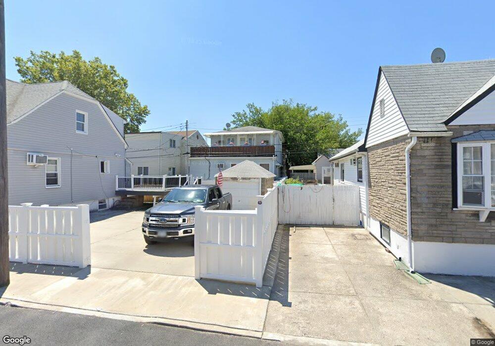 105 Bevy Ct, Brooklyn, NY 11229 - photo 1