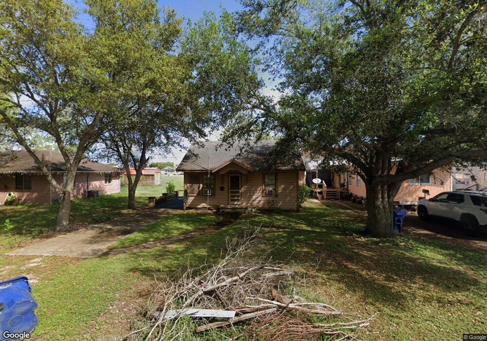3611 5th St, Bay City, TX 77414 - photo 1