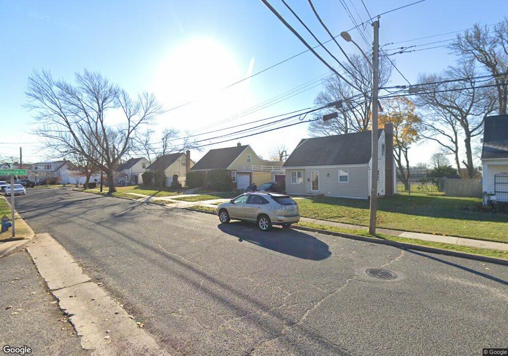 14 Cluett Rd, Valley Stream, NY 11581 - photo 1