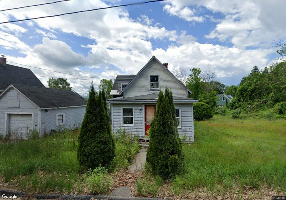 72 Chestnut St, Franklin, NH 03235 - photo 1