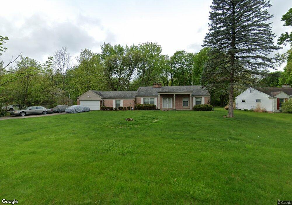 5433 Mapletree Dr, Flint, MI 48532 - photo 1