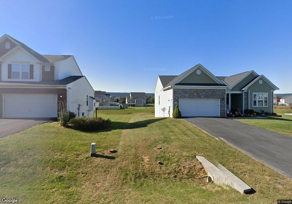 27 Chaucer Ln, Gerrardstown, WV 25420 - photo 1