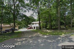233 South St, Chesterfield, MA 01012