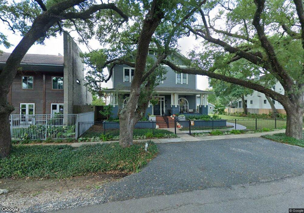 711 Rutland St, Houston, TX 77007 - photo 1