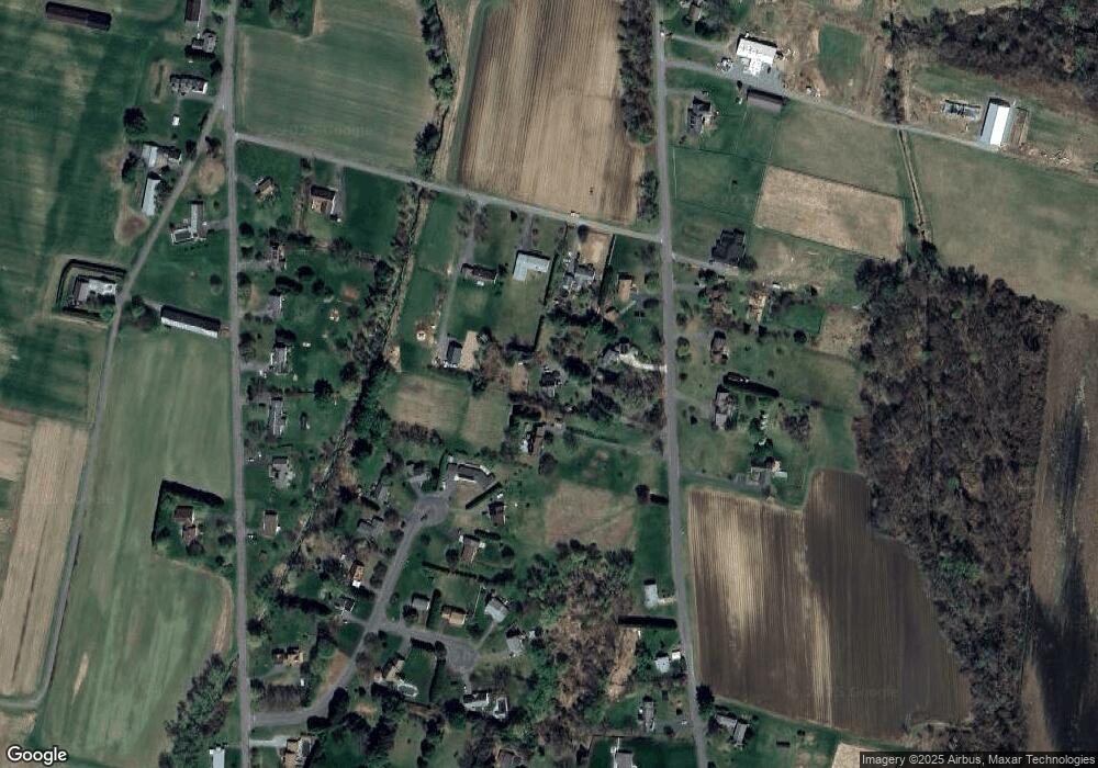 175 Russell St, Sunderland, MA 01375 - photo 1