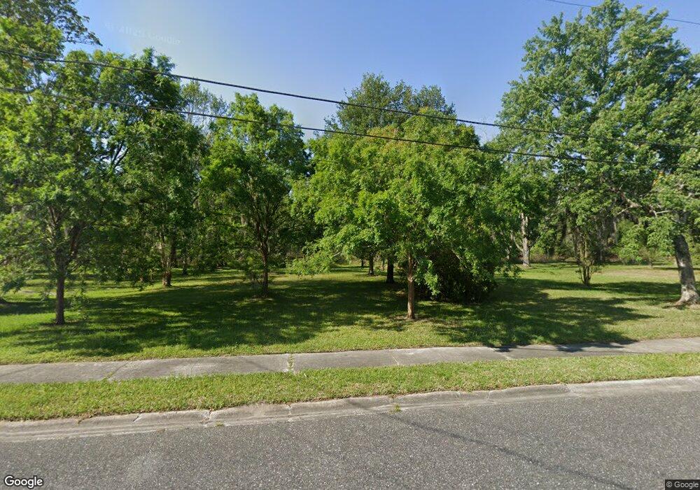 6872 Bakersfield Dr, Jacksonville, FL 32210 - photo 1