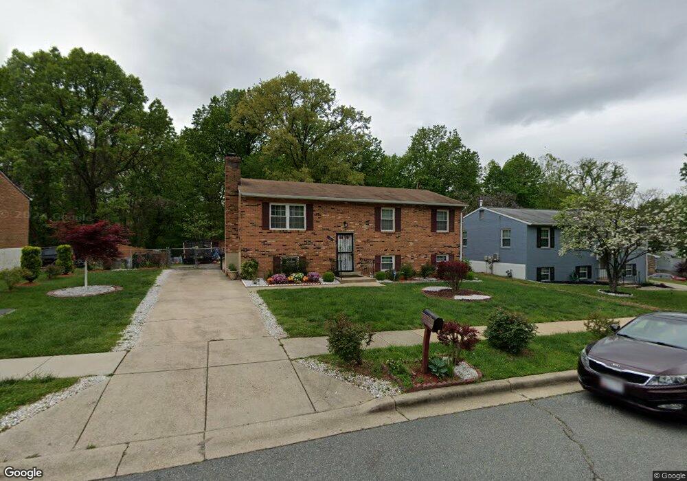 4607 Dara Dr, Temple Hills, MD 20748 - photo 1