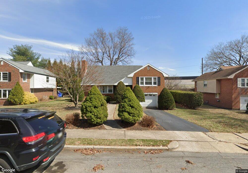 906 Lehigh St, Reading, PA 19601 - photo 1