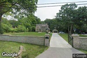 600 Meadow Ln, Elm Grove, WI 53122