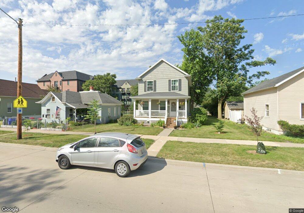 1107 7th St SE, Cedar Rapids, IA 52401 - photo 1