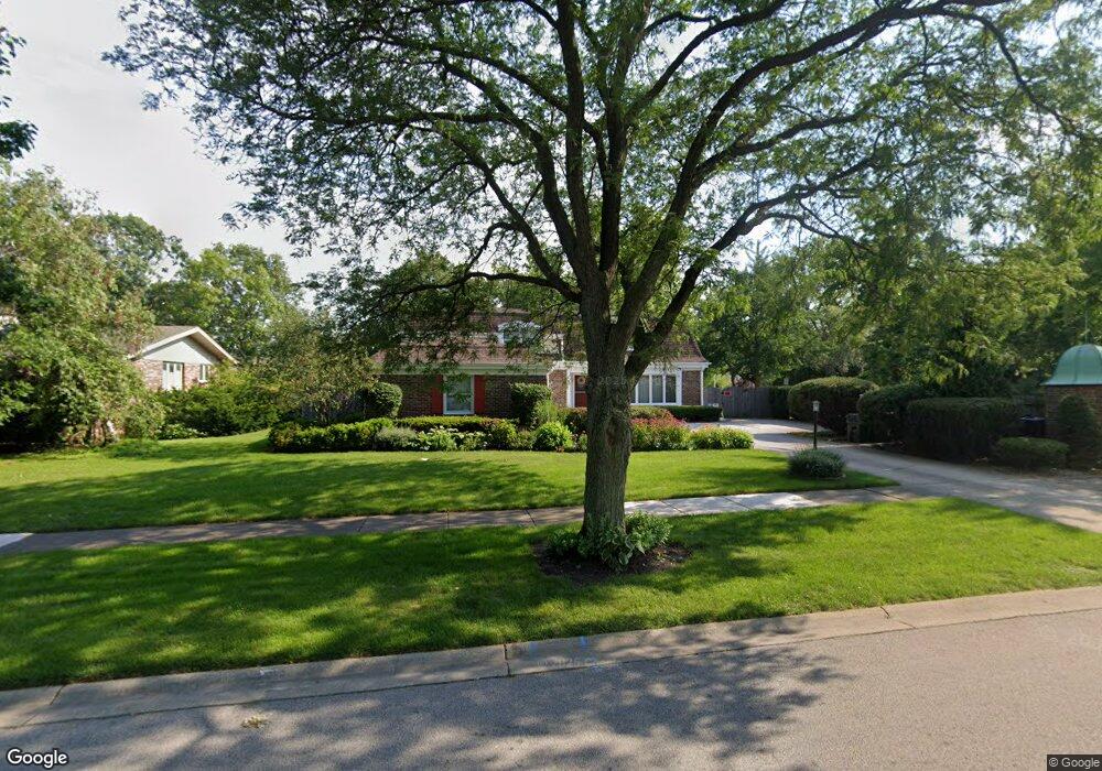 3735 Maple Leaf Dr, Glenview, IL 60026 - photo 1