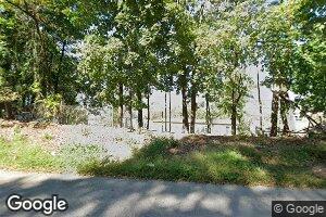 6 Woodmont Rd, Conshohocken, PA 19428