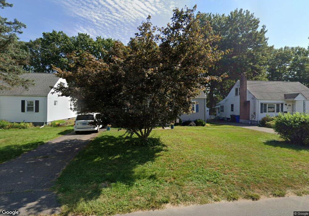 10 Madsen Rd, West Hartford, CT 06110 - photo 1