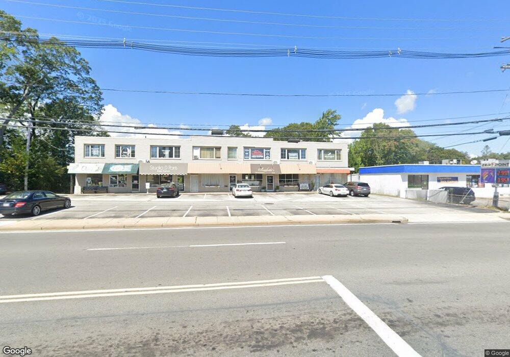 895 Post Rd unit 2, Warwick, RI 02888 - photo 1