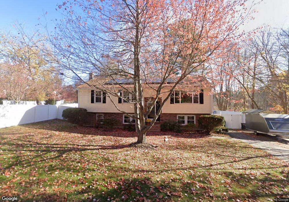 39 Middle Rd, Amesbury, MA 01913 - photo 1