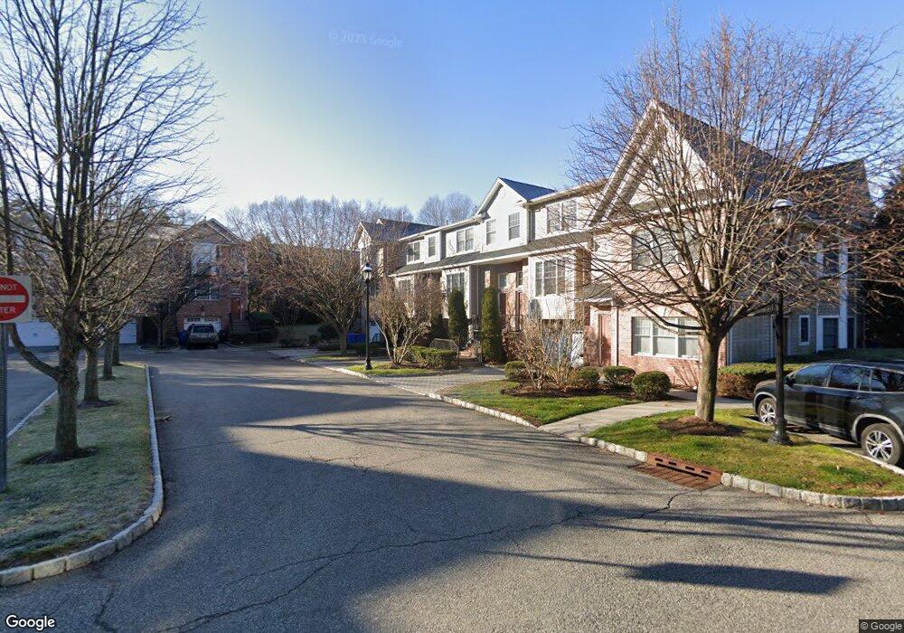 20 Cobblestone Way, Tenafly, NJ 07670 - photo 1