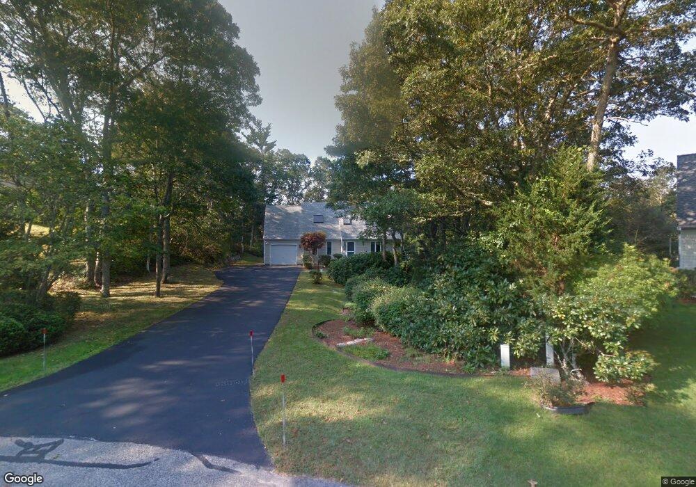 10 Eldred Cir, Falmouth, MA 02540 - photo 1