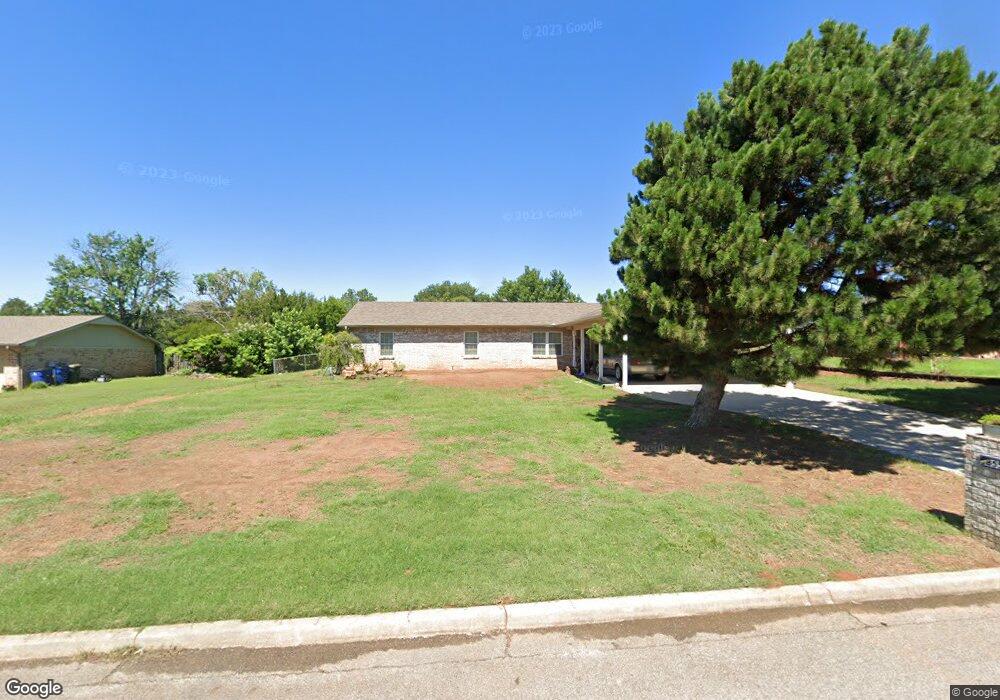 5445 Quail Dr, Duncan, OK 73533 - photo 1