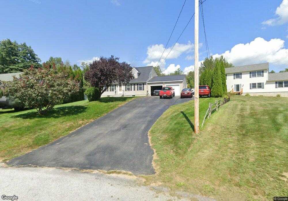 14 Brittany Cir, Pembroke, NH 03275 - photo 1