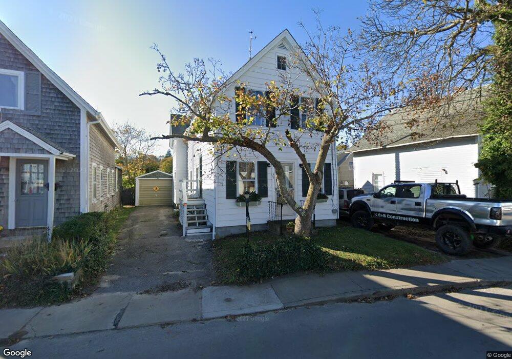 35 Lagoon Pond Rd, Vineyard Haven, MA 02568 - photo 1