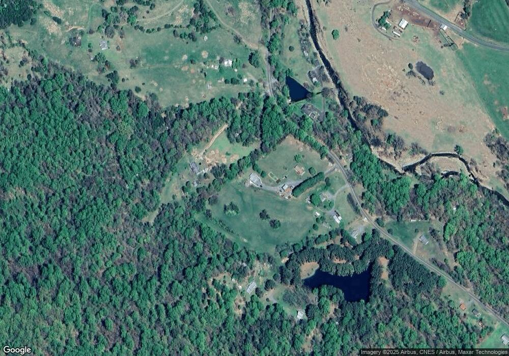 3231 Middle River Rd, Stanardsville, VA 22973 - photo 1