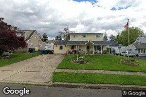 252 Appletree Dr, Levittown, PA 19055