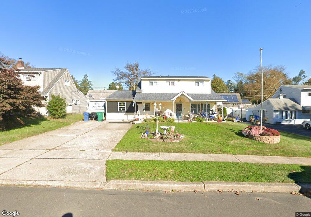 252 Appletree Dr, Levittown, PA 19055 - photo 1