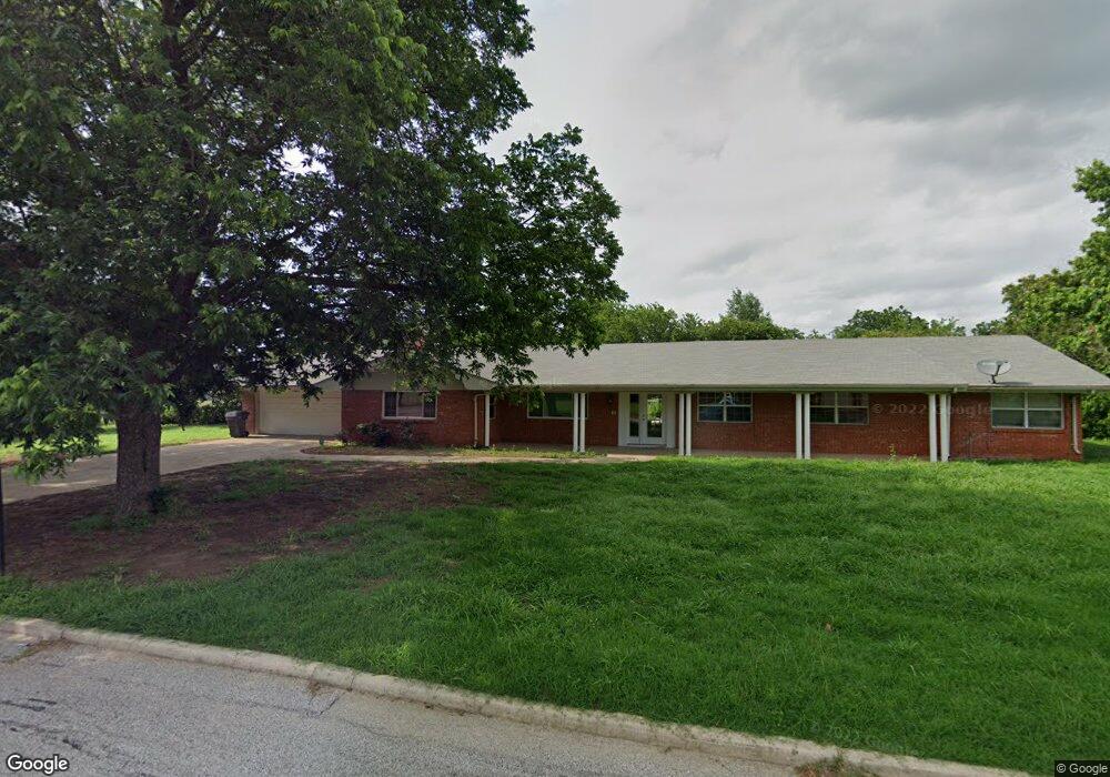 1209 N Meadow Dr, Ardmore, OK 73401 - photo 1