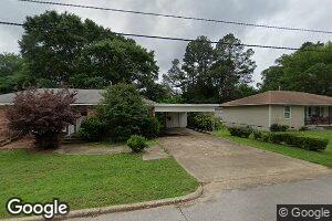 205 S Foster Dr, Tupelo, MI 38801