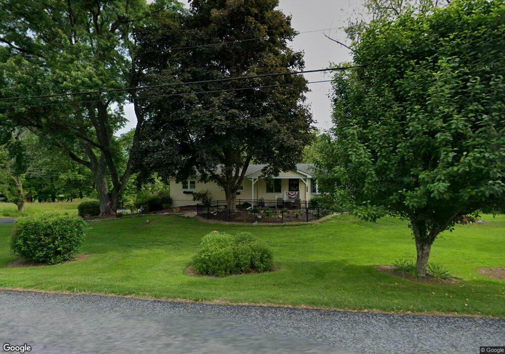 6571 Batman Dr, Zionsville, PA 18092 - photo 1