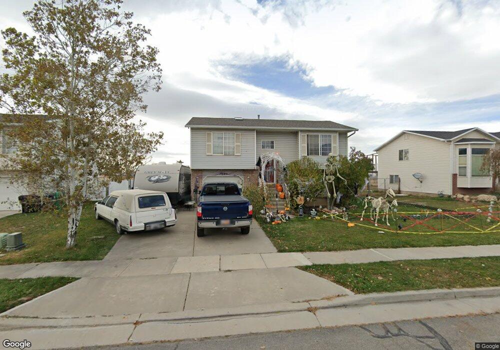 1704 S 1600 W, Woods Cross, UT 84087 - photo 1