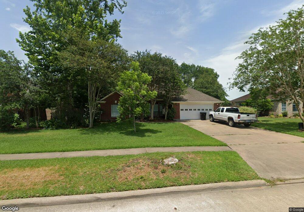 1045 E Adoue St, Alvin, TX 77511 - photo 1
