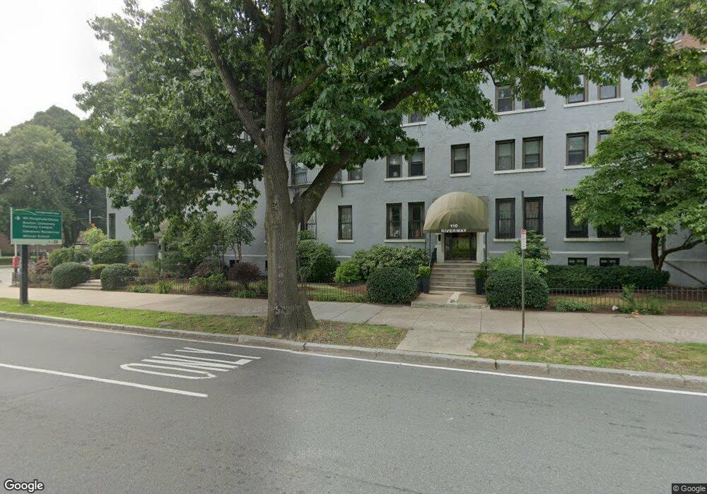 110 Riverway unit 2, Boston, MA 02215 - photo 1