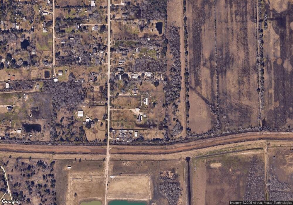 5409 Farmer Rd, Alvin, TX 77511 - photo 1