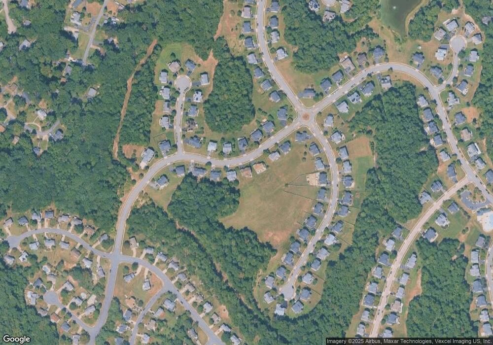 18617 Kerill Rd, Triangle, VA 22172 - photo 1