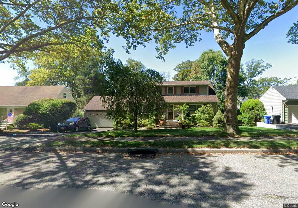 275 Haywood Dr, Paramus, NJ 07652 - photo 1