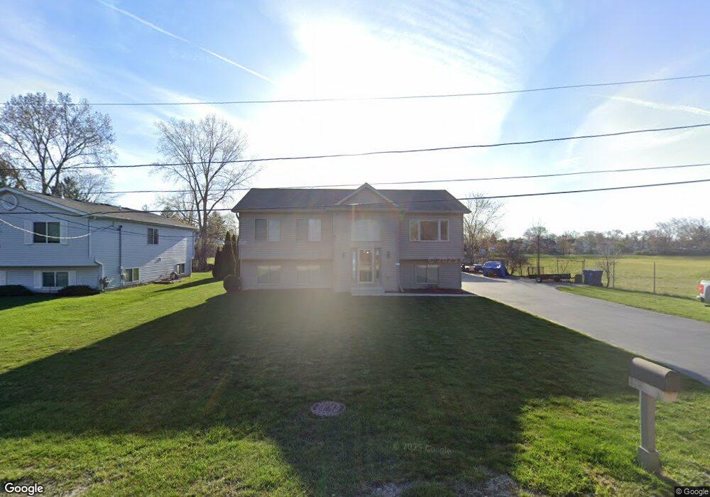 1545 N Frolic Ave, Waukegan, IL 60085 - photo 1