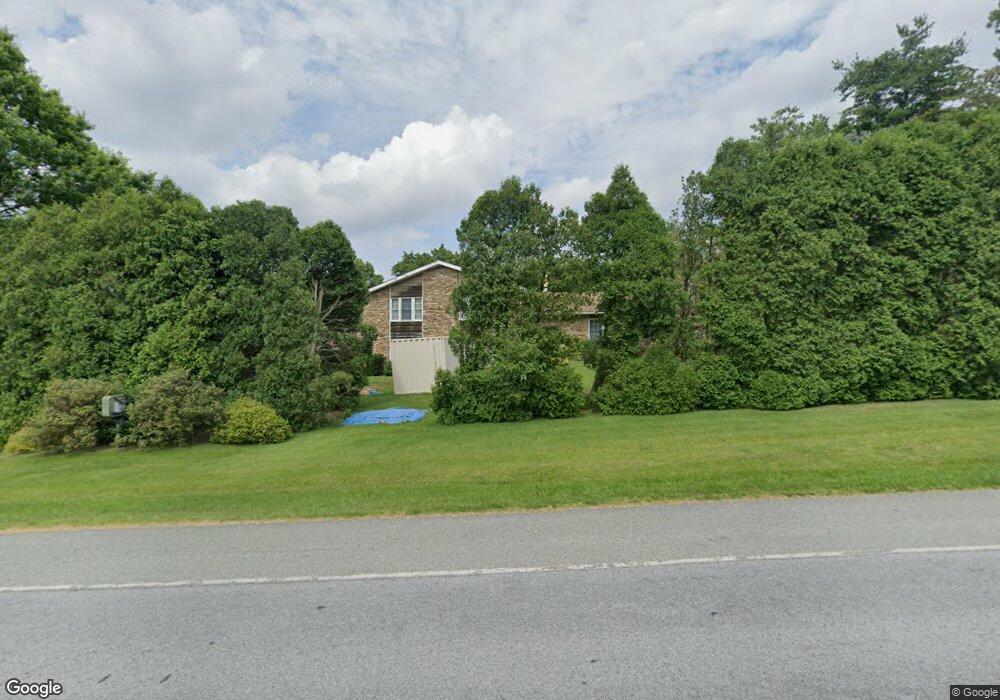 10 Lafayette Dr, Phoenixville, PA 19460 - photo 1