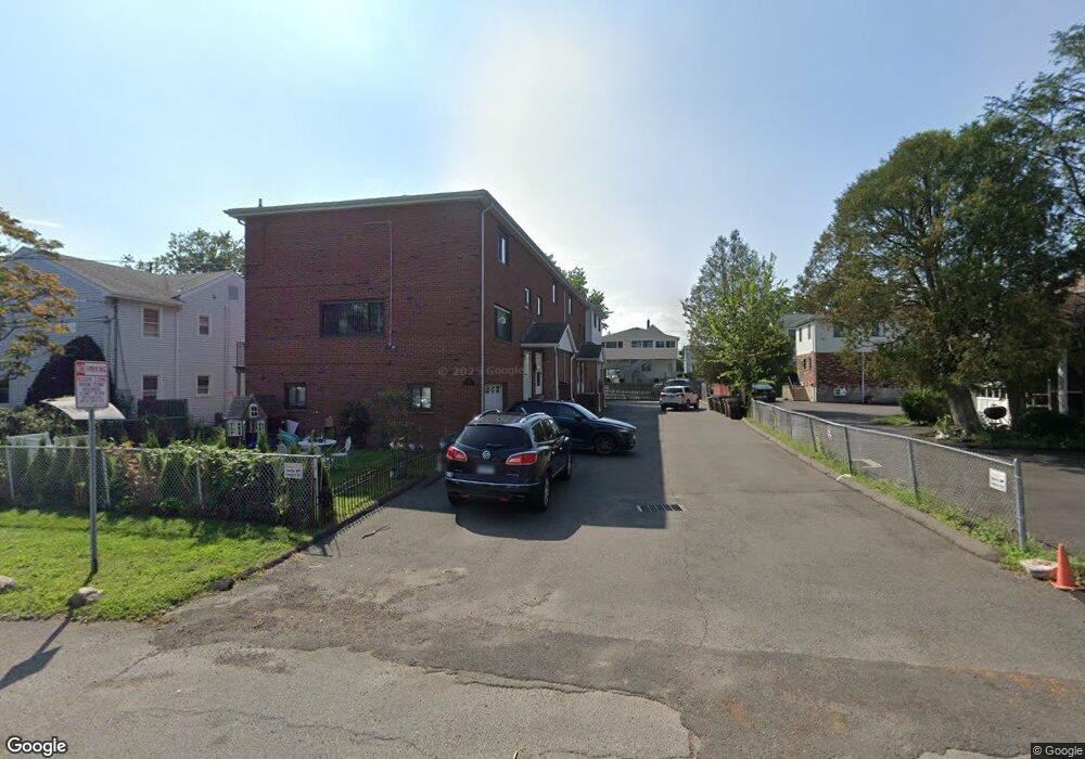 42 Dora St unit 4, Stamford, CT 06902 - photo 1