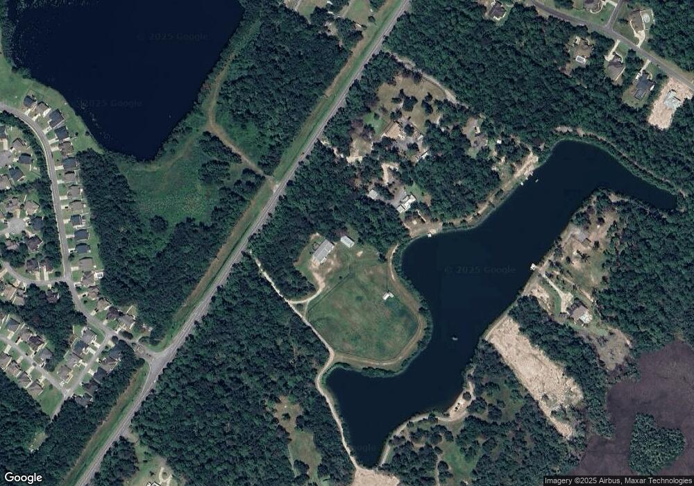 155 Maryanne Lake Cir, Brunswick, GA 31523 - photo 1