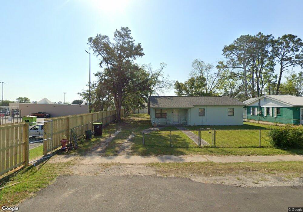 1315 Coffee Ave S, Douglas, GA 31533 - photo 1