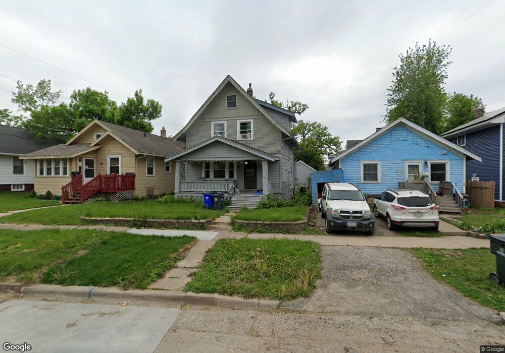 711 18th St SE, Cedar Rapids, IA 52403 - photo 1