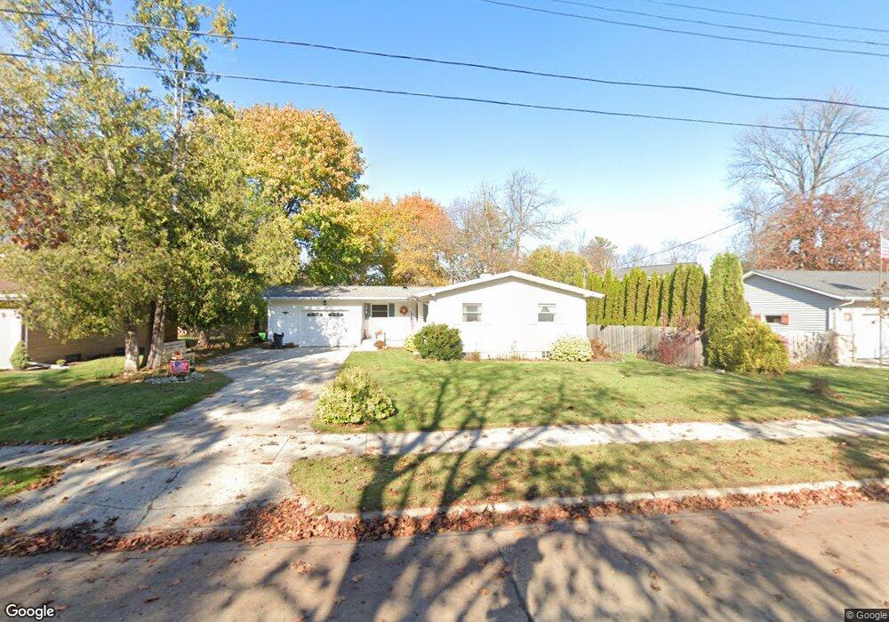 1718 30th St, Two Rivers, WI 54241 - photo 1